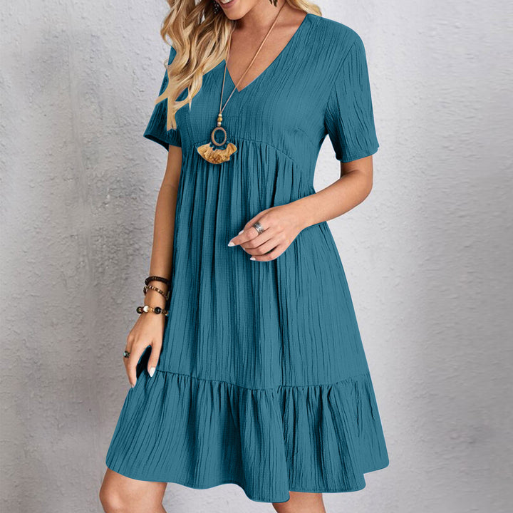VESTIDO CASUAL CON ESCOTE EN V